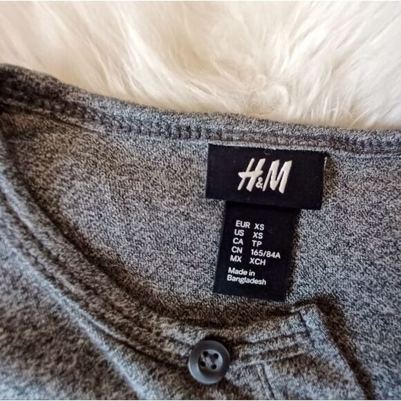 H&M long sleeve shirt - Picture 4 of 7